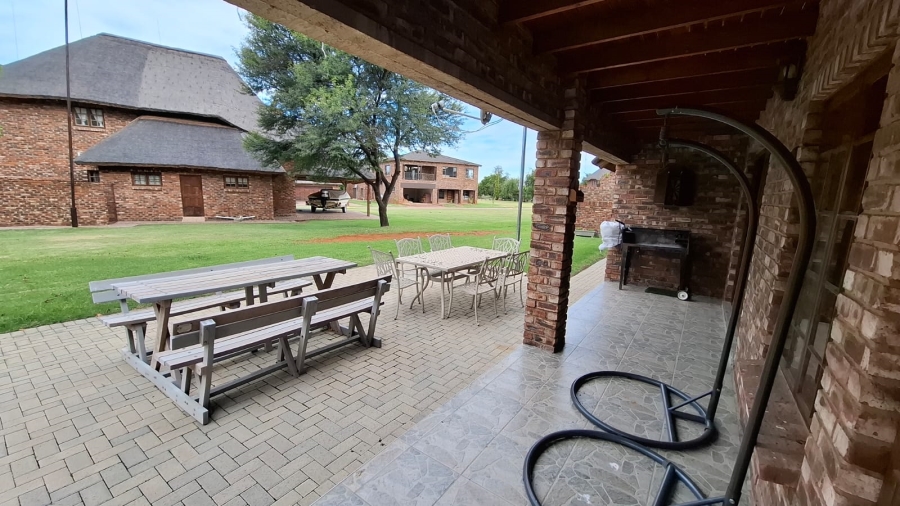 4 Bedroom Property for Sale in Vaal Park North West